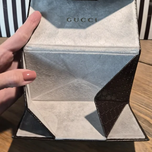 Gucci Brown Eyeglass Case - Picture 8 of 8